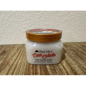 Tree Hut Coco Colada SHEA SUGAR Exfoliating and Ultra Hydrating Body Scrub 18 oz